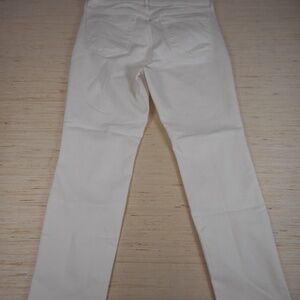 Old Navy Women’s High-Rise Wow Straight Jeans White Size 10 Petite